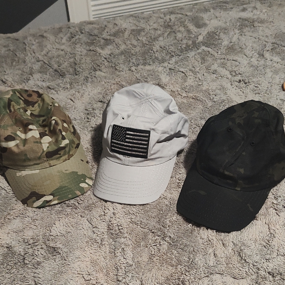 Men's Camouflage and White Caps Set